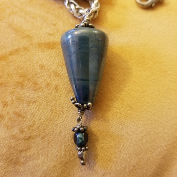 Stone Pendulum Pendant on Silver Wheat Chain - Picture 3 of 5